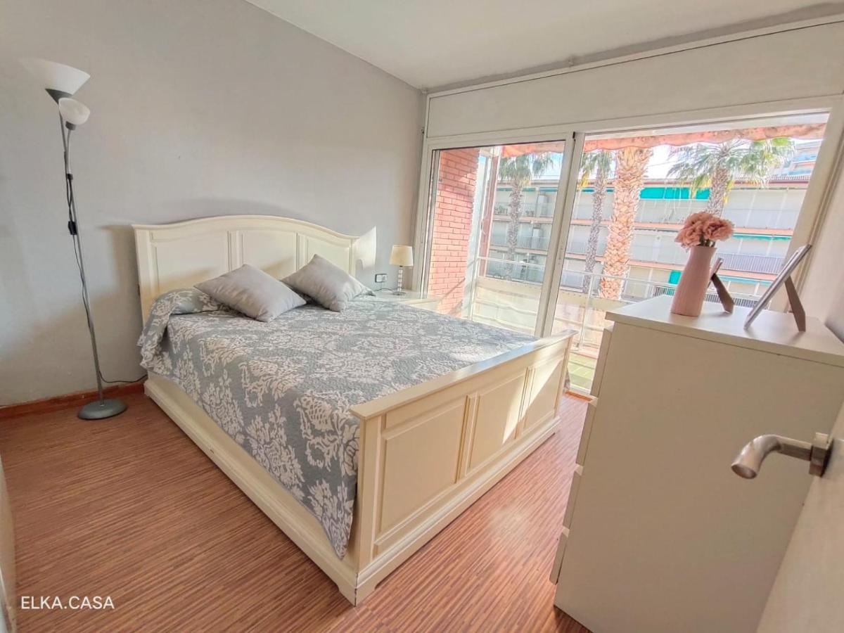 Apartamento Apartamento Muy Luminoso En Segunda Línea De Mar Roda de Berà  Exterior foto