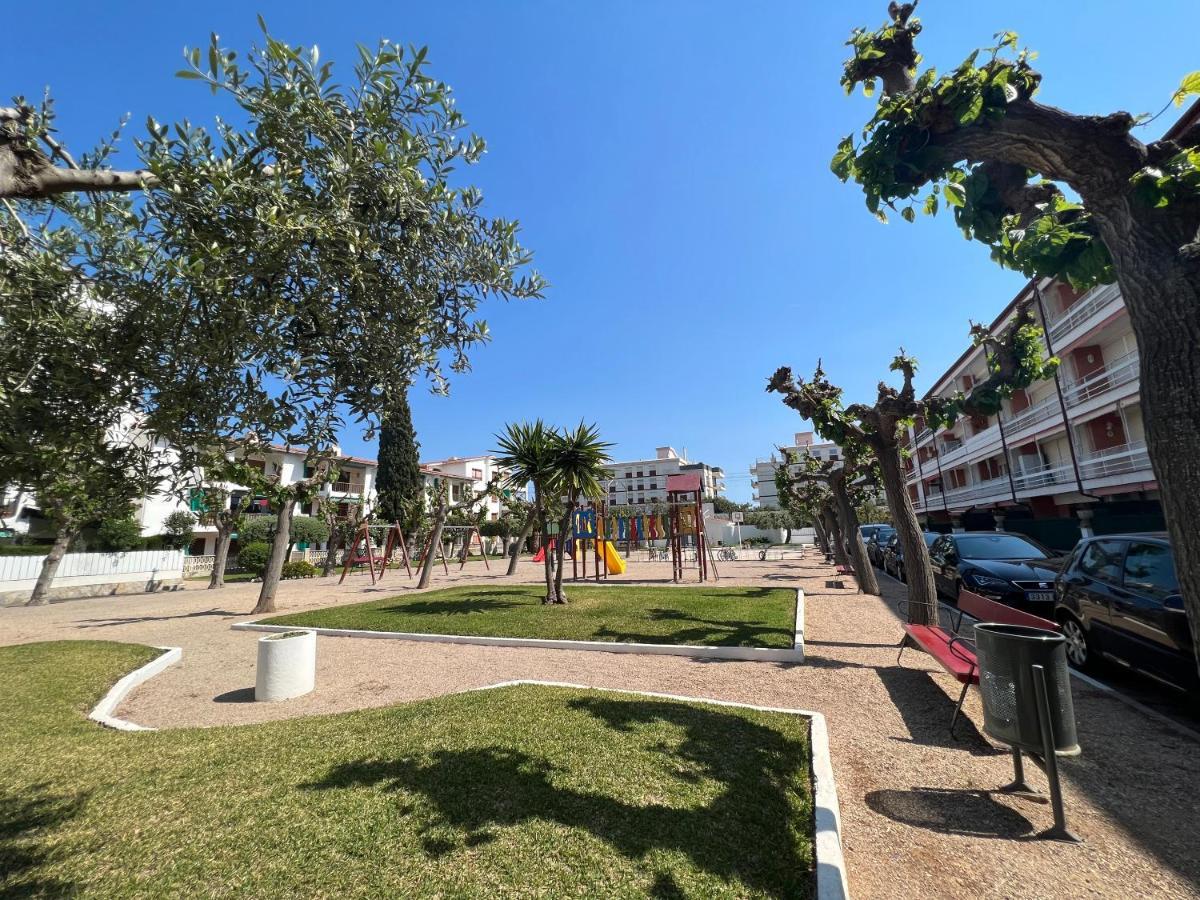 Apartamento Apartamento Muy Luminoso En Segunda Línea De Mar Roda de Berà  Exterior foto